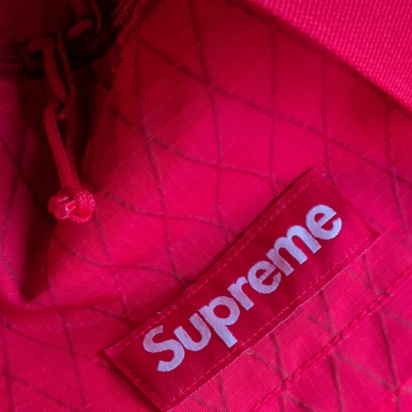 Supreme Quilted Red Carryall - Picture 8 of 8